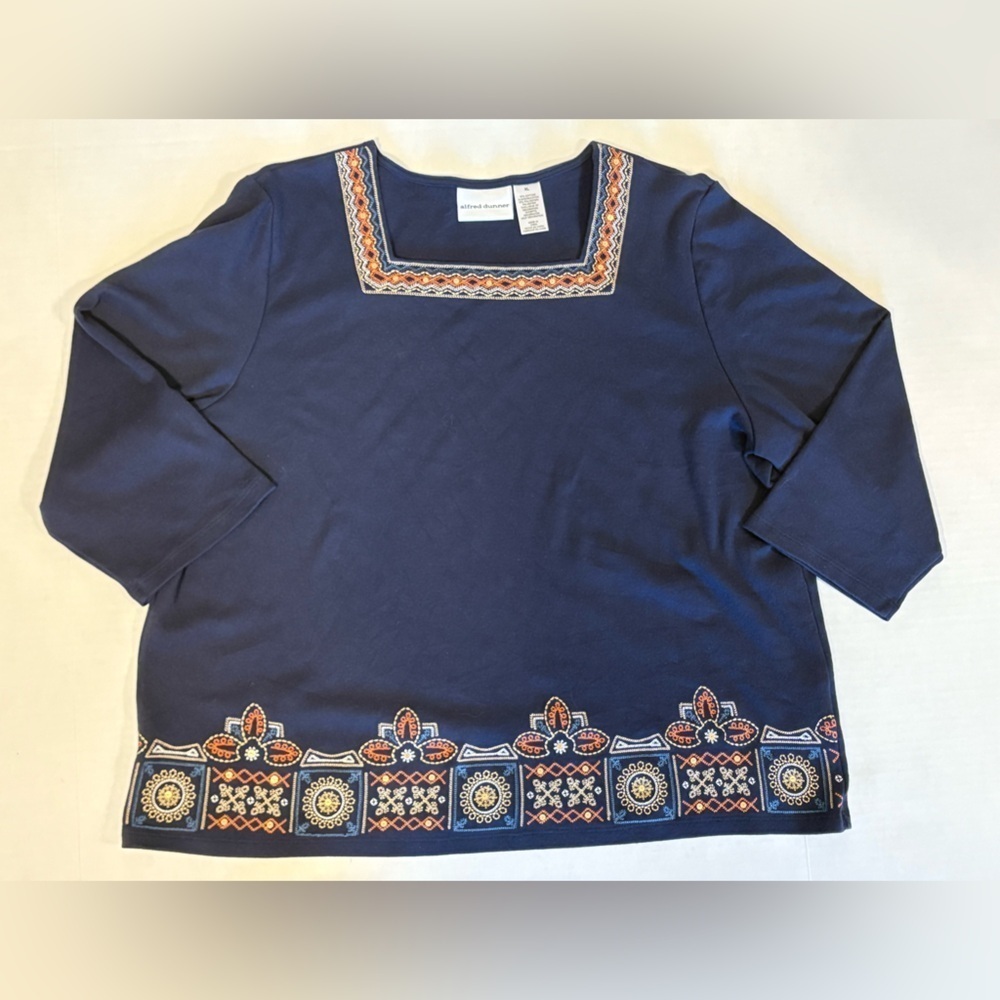 Alfred Dunner navy blue 3/4 sleeve embroidered blouse size XL
